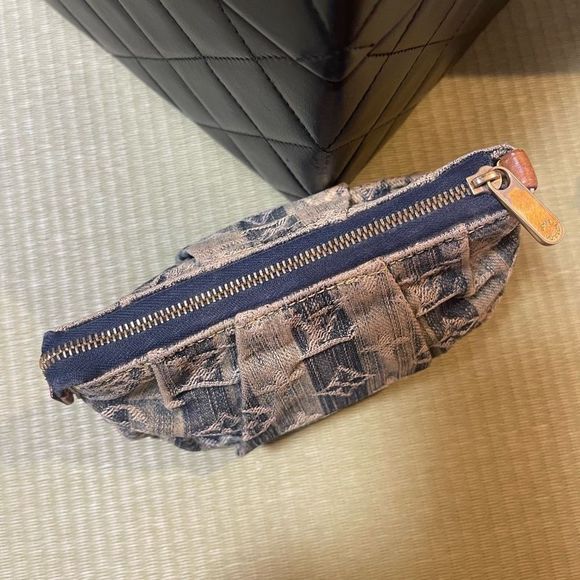 Louis Vuitton Blue Denim Pochette Cosmetic Pouch Monogram Cosmetic Bag - Picture 3 of 11